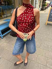 Camiseta sin mangas elegante y casual con diseño asimétrico y hombros descubiertos, con volantes y tirantes de amarre, estampado de lunares, para mujer.Top de seda de mora para yoga de mujer.Nueva blusa de primavera/verano para mujer.Blusa de lunares marrones, adecuada para reuniones, fiestas, citas, playa, color rosa. - Rojo - Ver 2