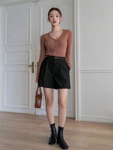 Pantalones cortos de mujer de cintura alta, plisados, con bolsillos, de unicolor y de pierna recta, elegantes y vintage, para el verano - Negro - Ver 3