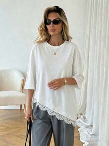 Camiseta casual de mujer con dobladillo asimétrico de encaje de unicolor, uso versátil diario, parte superior de ocio de primavera/verano, adecuada para vacaciones, verano, primavera, vacaciones de primavera y diversas ocasiones, incluyendo vestido de playa, camisa casual, ropa exterior y parte superior de verano.Marrón - Blanco 2 - Ver 5