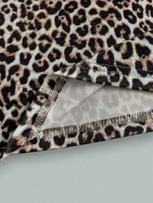 Clásica camiseta de manga larga de cuello cuadrado ajustada con estampado de leopardo en negro y marrón claro, estampado animal, adecuada para las cuatro estaciones, camiseta de moda, regalo para hermanos y hermanas, regalo para el Día de la Madre - Multicolor - Ver 4