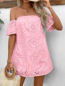 Vestido de verano de unicolor para mujer con hombros abiertos, con patrón bordado calado, mini vestido corto para vacaciones y playa - Rosa - Ver 6