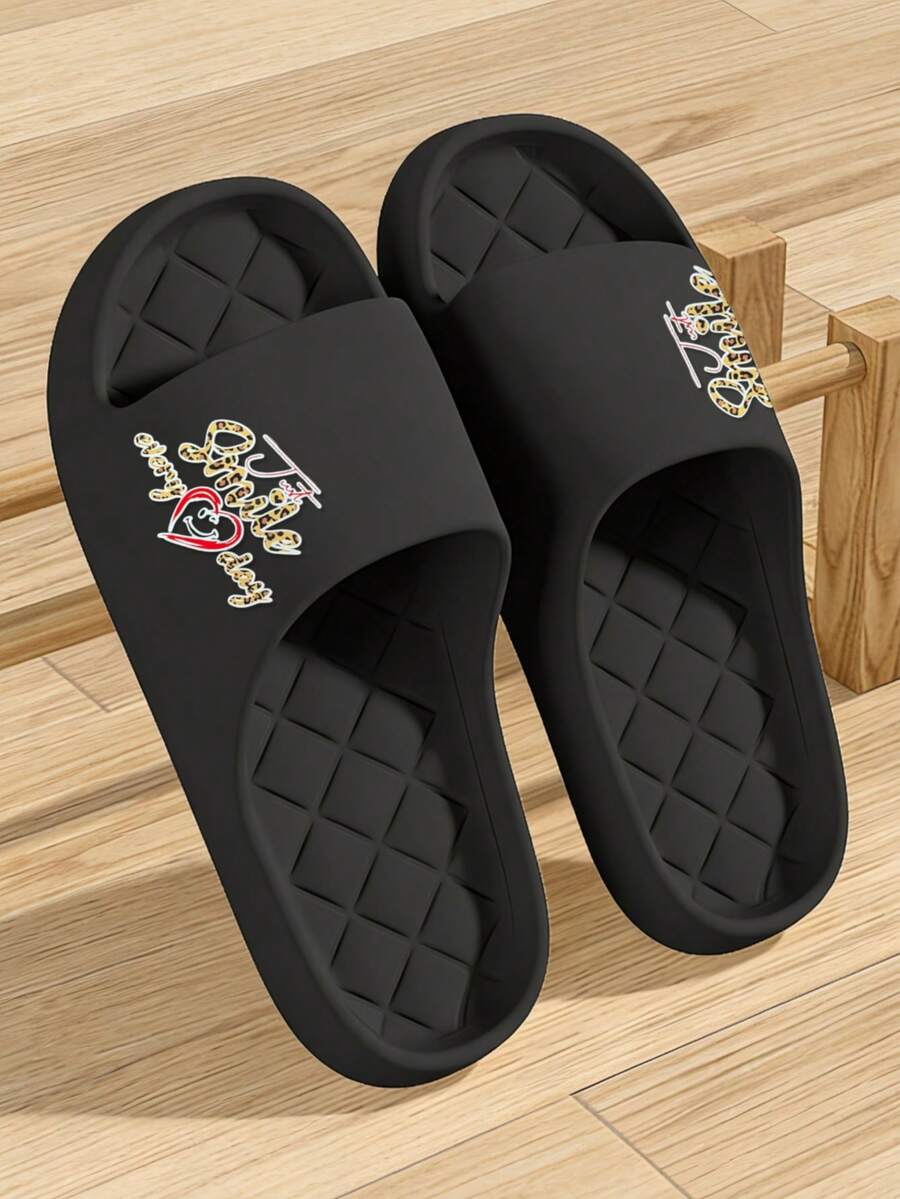 New Comfortable Soft Fashion Versatile Home Black Minimalist Fish Scale Design Thick Sole Lightweight EVA Material Bathroom Slip-On Men Slippers (Please Choose The Appropriate Size According To Your Foot Length)