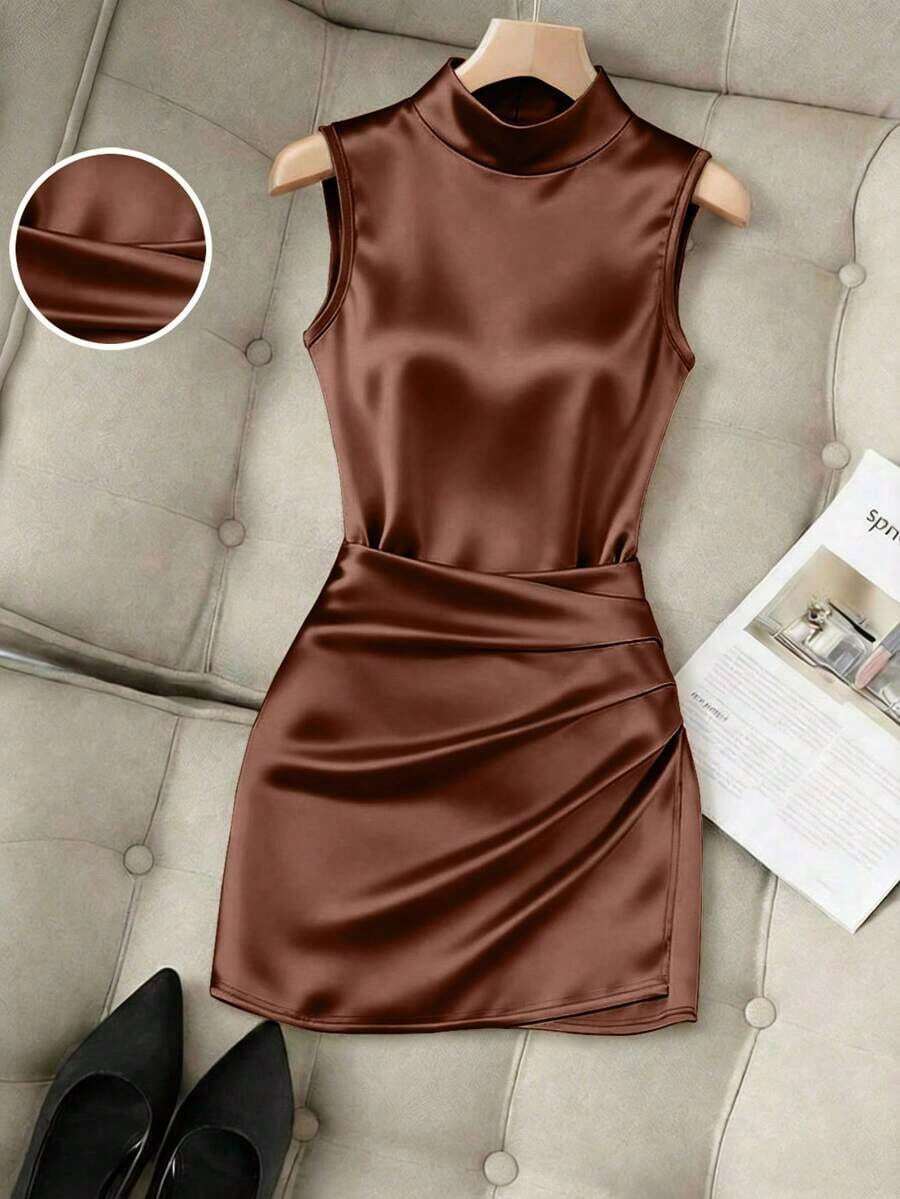 Nuevo vestido de mujer de moda con cuello alto brillante, sin mangas, cintura fruncida y asimétrico de ajuste ceñido - Marrón - Ver 1