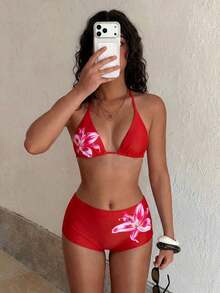 Traje de baño con estampado floral de moda: Top de bikini tipo camiseta con estampado de loto negro + Bottom de traje de baño de talle alto - Conjunto de traje de baño elegante y cómodo para vacaciones de verano, playa y uso en resort en color rojo - Rojo - Ver 7