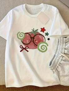 Unisex överdimensionerad vit t-shirt med tomattryck | Mjuk och andningsbar sommart-shirt, lös passform, avslappnad grön kortärmad design, rund hals, tvättbart och bekvämt tyg för vardagsbruk, lös passform, klarröda och gröna färger. - Vitt - Visa 8