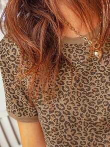 Camiseta casual de mujer de cuello redondo y manga corta con estampado digital de leopardo, regalo para amigos - Multicolor 4 - Ver 3