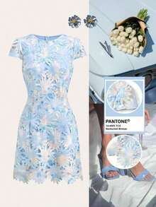 Vestido corto de manga corta romántico con dobladillo asimétrico, encaje y estampado floral diminuto para mujer - Celeste - Ver 10