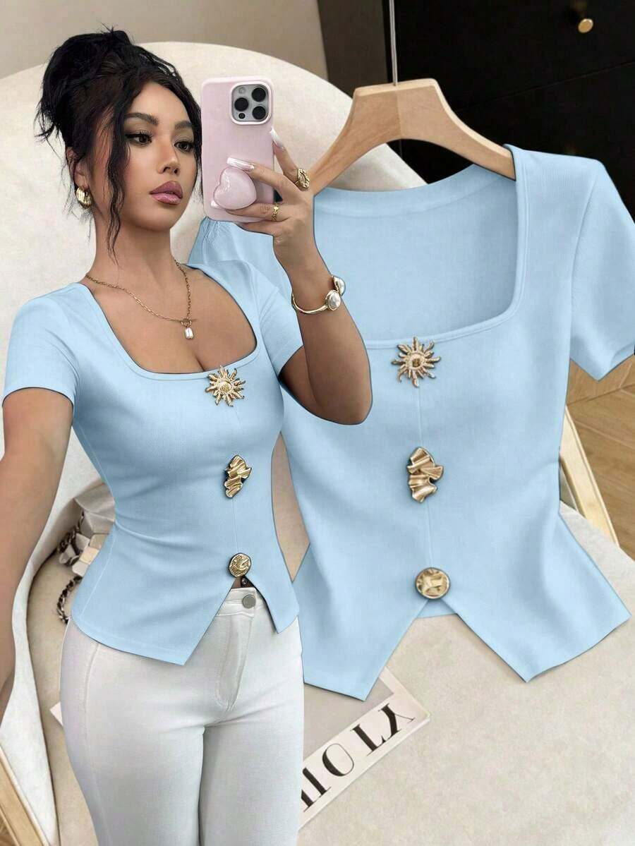Blusa elegante y urbana de cuello cuadrado con decoración metálica de manga corta ajustada para mujer, adecuada para uso diario, bodas, galas, viajes, fiestas de graduación, vacaciones, citas, fiestas, Halloween, Navidad, Año Nuevo, Acción de Gracias, bodas - Celeste - Ver 1