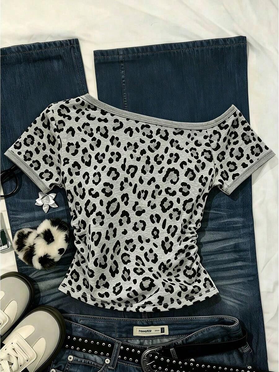 Camiseta casual versátil de mujer con hombro asimétrico y mangas cortas a rayas - Multicolor 7 - Ver 1