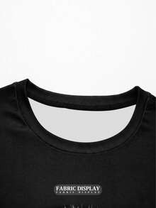 Camiseta Streetwear Oversize Masculina, Camiseta Gráfica de Terror Gótico Punk em Poliéster Leve, Top Urbano Moderno de Manga Curta - Preto - Visão 7