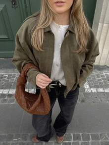 Chaqueta casual suelta de manga larga de ante sintético de un solo pecho para mujer, adecuada para usar en primavera. Chaqueta militar corta de mujer con botones de metal en los bolsillos, adecuada para usar en primavera y otoño. - Verde militar - Ver 2