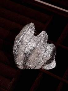 1 pièce Bague plissée asymétrique pour les phalanges, design artistique de niche, protecteur d'articulation hip-hop unique pour le doigt droit, convient pour le port quotidien, les vacances et les festivals de musique - Multicolore - Voir 10