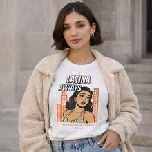 Camiseta retro pop art de Latina Always Camiseta gráfica vintage de mujer Camiseta 100% Algodón Unisex - Playera Casual Premium de Corte Cómodo - Blanco - Ver 1