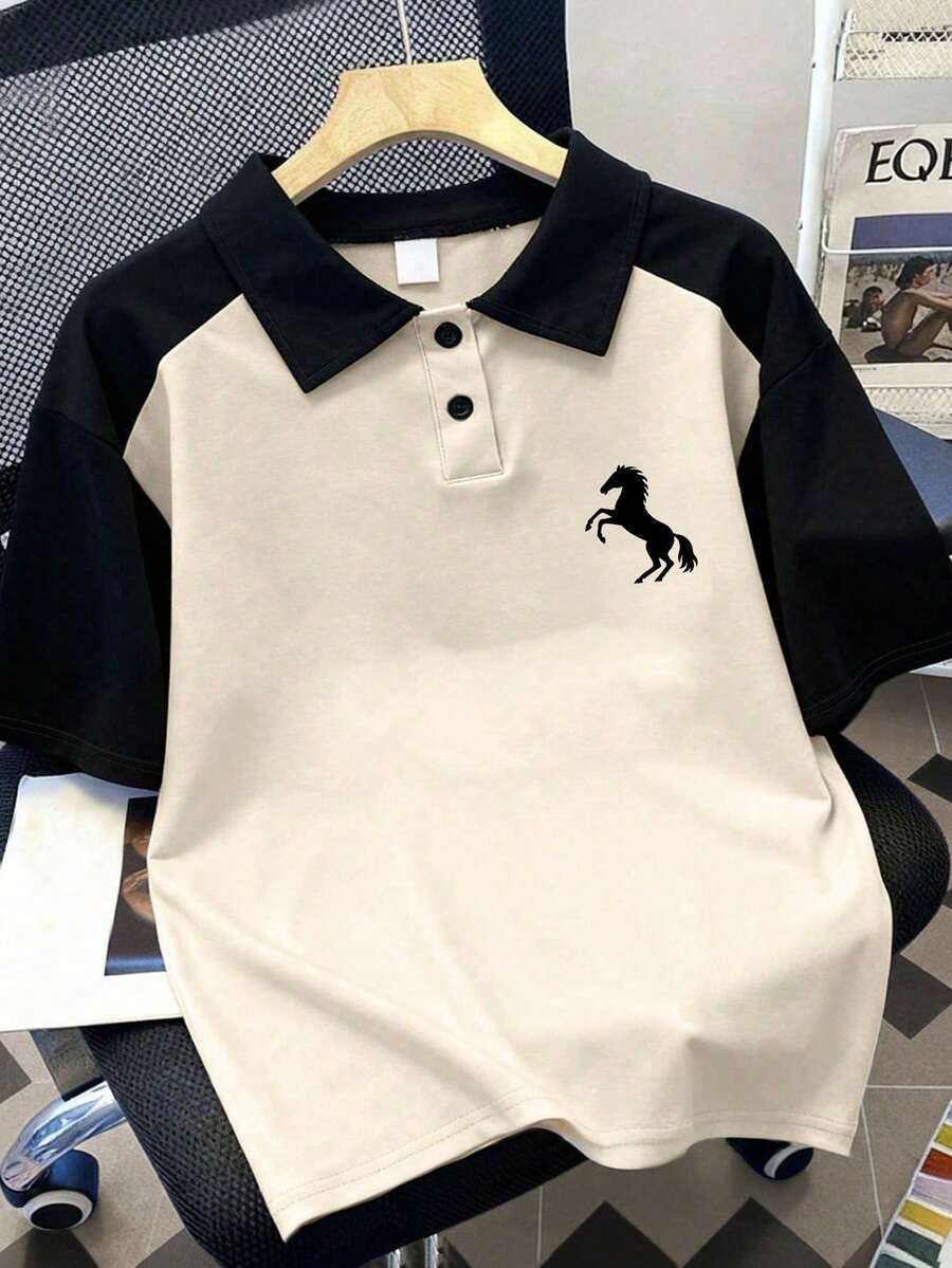 青少年男童短袖polo衫,马匹剪影印花,灰黑色撞色插肩袖设计,双扣polo领 - 杏色 - 查看 1
