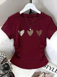 Blusa de verano para exteriores, diseño de alta gama, adecuada para actividades al aire libre, deportes, diseño gráfico, compras, viajes, vacaciones, camiseta de manga corta para mujer con estampado de leopardo y elementos de corazón, estampado de corazón de mariposa, romántico, encantador - Burdeos 2 - Ver 1