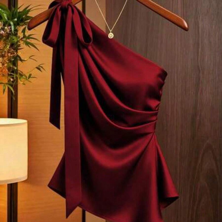 Caramel Brown Satin Asymmetric Shoulder Bow Decor Blouse, Asymmetrical Ruched Fitted Niche Design Top, Suitable For Date, Commute, Mature Sexy Asymmetrical Shoulder Layering, Fashionable Elegant Shirt One Shoulder Tops For Women Elegant Tops For Women - Burdeos - Ver 1