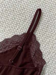 Camiseta ajustada de mujer con parches de encaje - Rojo violeta - Ver 4