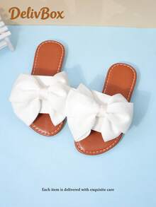 Sweet Vacation Style Girls' White Bowknot Versatile Summer Sandals - White - View 3