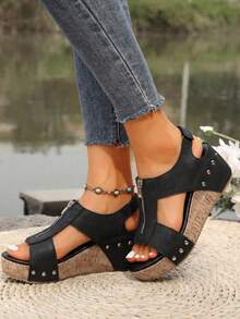K77 Black