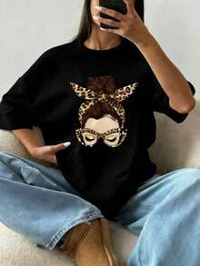 New Arrival 2026: Women's Short-Sleeved Crew Neck T-Shirt. Made From 100% Pure Cotton With A Relaxed Fit. Casual And Versatile Design With Prints, A Wardrobe Essential. Perfect For Everyday Wear, Casual Dates, And Streetwear. - 黑色 - 查看 10