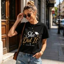 2026 Graduation T-Shirt "She Did It", Women's Cotton T-Shirt, Elegant Design For Graduation Party And Everyday Wear - Hitam - View 1