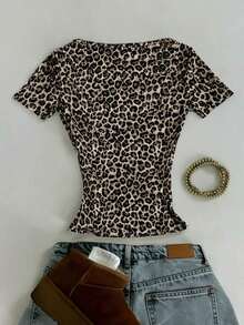 Clásica camiseta de manga corta con escote cuadrado y ajuste ceñido, con estampado de leopardo en negro y marrón claro, adecuada para primavera y verano, actualmente popular, camiseta de moda, hermosa camiseta, regalo para hermanos, regalo para hermanas, regalo para mamá, regalo del Día de la Madre, top de moda casual y sencillo - Multicolor 3 - Ver 2