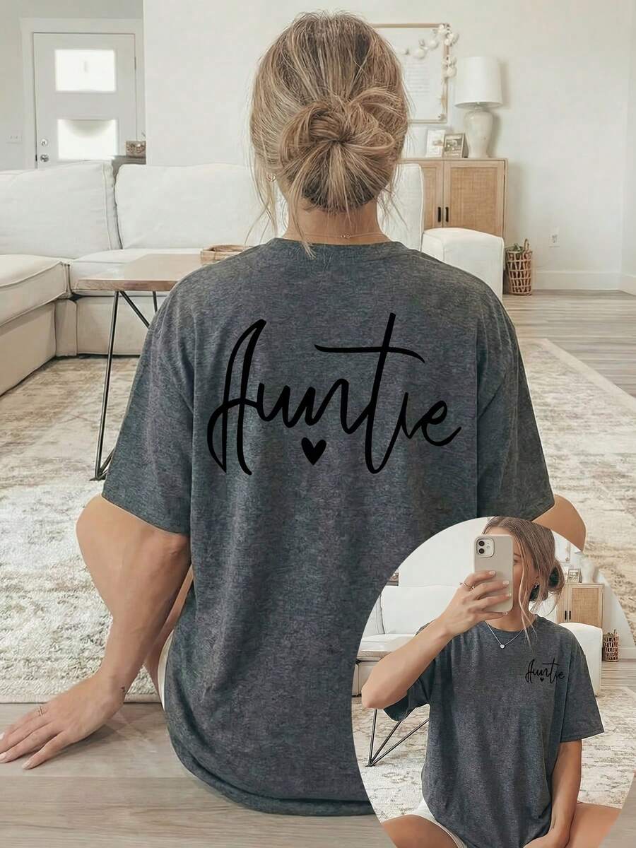 Camiseta de Mujer con Estampado Doble Cara Delantero/Trasero - Manga Corta, Cuello Redondo, Estilo Casual, Adecuada para Vestimenta Informal, Lavable a Máquina, con Estampado de "Auntie" y Corazón, Estilo No Tipo Blusa para Combinar o Usar como Capa, 100% Algodón - Gris Oscuro - Ver 1