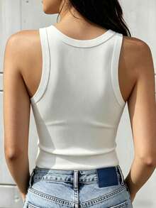 Regata Feminina Branca Fashion com Estampa "USA", Malha Canelada, Sem Mangas, Design Costas Abertas, Adequada para Uso no Verão - Branco - Visão 2