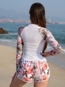 Swim SPRTY Rashguard de manga raglán con estampado tropical para playa de verano - Multicolor 3 - Ver 2