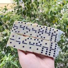 28片/套多米诺骨牌套装，趣味互动棋盘游戏，适合派对和户外休闲，娱乐性桌面游戏，露营和旅行游戏，黑色木盒多米诺骨牌木制桌面游戏 - 彩色 - 查看 11