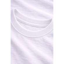 Camiseta con Diseño Decorativo Repetido De Cereza Con Lazos Y Detalles De Estilo Moderno Y Femenino Con Estampado Animal. - Blanco - Ver 3