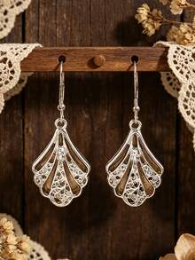 1 Coppia di orecchini retrò a forma di ventaglio con conchiglia, orecchini eleganti dallo stile del palazzo francese con effetto iridescente - Argento - Visualizzare 1