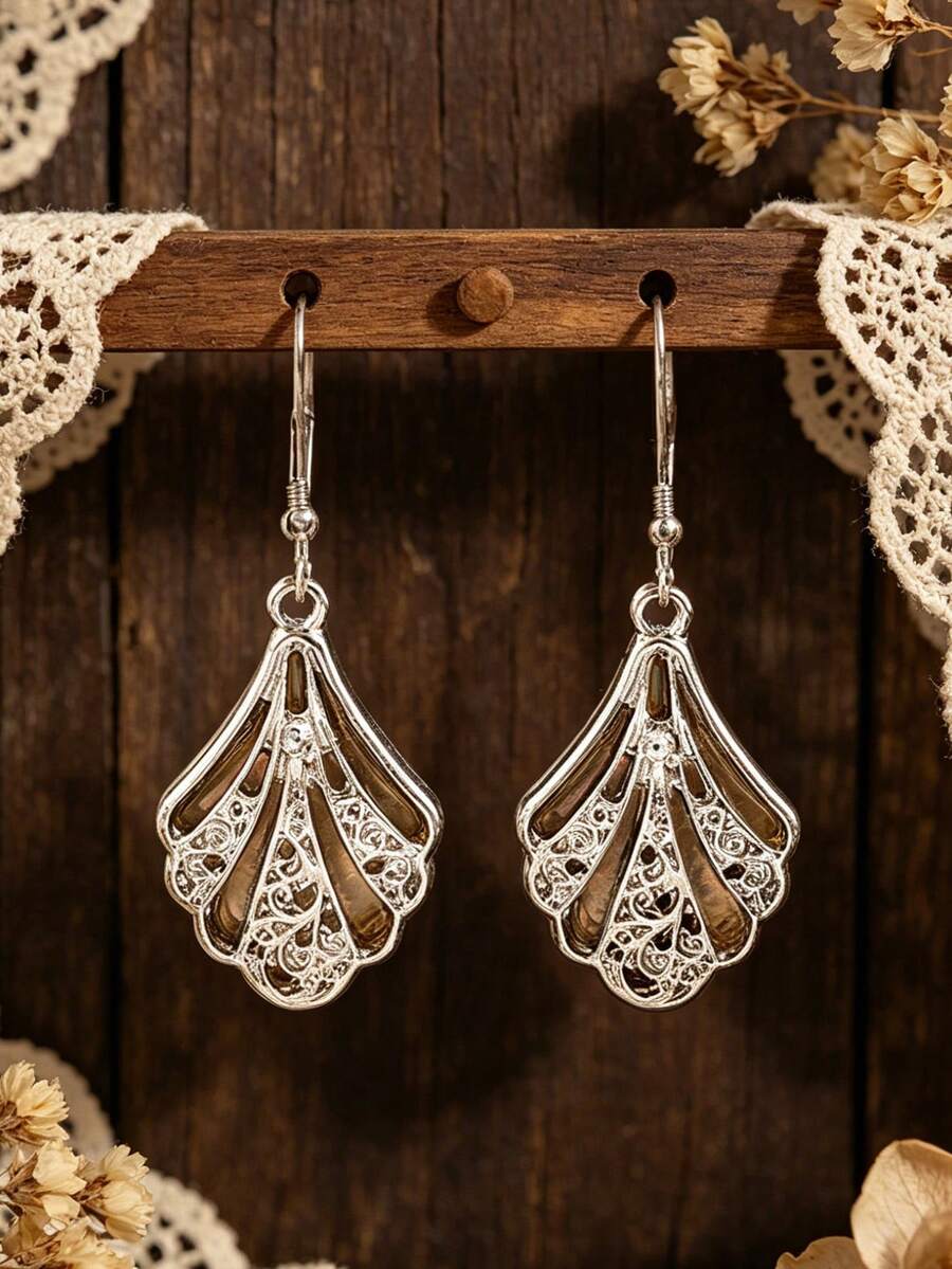 1 Coppia di orecchini retrò a forma di ventaglio con conchiglia, orecchini eleganti dallo stile del palazzo francese con effetto iridescente - Argento - Visualizzare 1