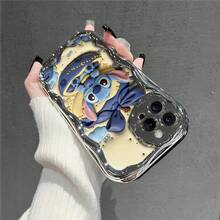 Disney Lilo & Stitch Phone Case, Cartoon Art Protective Cover. Compatible With IPhone 17, 16, 15, 14, 13, 12, 11 Pro Series, Featuring Plush Stitch Holding A Blueberry In A Giant Blueberry-Themed Gift Box On A Pastel Background, Perfect For Animation Fans, Ideal For Birthdays, Holidays, Anniversaries, Graduation Gifts, Or Any Special Occasion To Surprise Family, Friends, Classmates, And Loved Ones. - 銀色 - 查看 3