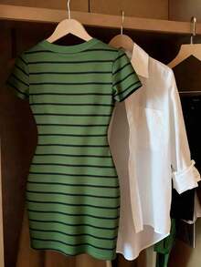 Vestido mini casual de mujer con rayas, de verano - Verde militar - Ver 2