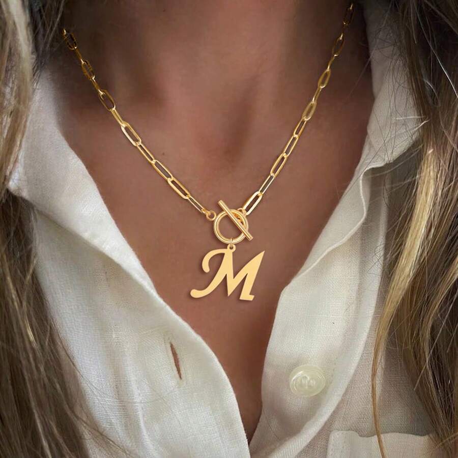 1 buah Liontin Huruf Besar Stainless Steel dengan Gesper Toggle dan Rantai Klip Kertas untuk Kalung Choker Wanita - Huruf emas besar - View 1
