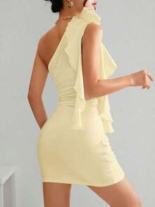 Vestido ajustado de un hombro ribete con fruncido fruncido lateral - Amarillo claro - Ver 2