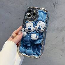 Disney Mickey & Minnie Mouse Phone Case, Cartoon Art Protective Cover. Compatible With IPhone 17, 16, 15, 14, 13, 12, 11 Pro Series, Featuring Plush Mickey And Minnie Against A Blue Quilted Background With Floral Elements, Perfect For Animation Fans, Ideal For Birthdays, Holidays, Anniversaries, Graduation Gifts, Or Any Special Occasion To Surprise Family, Friends, Classmates, And Loved Ones. - Bạc - Xem 5