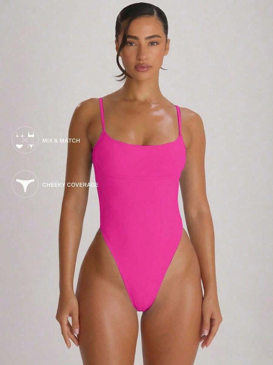 Traje de baño con cuello recto, tirantes y corte alto en la pierna, tipo cheeky.Traje de baño básico unicolor para vacaciones, verano y viajes a la playa. - Rosa Fucsia - Ver 1