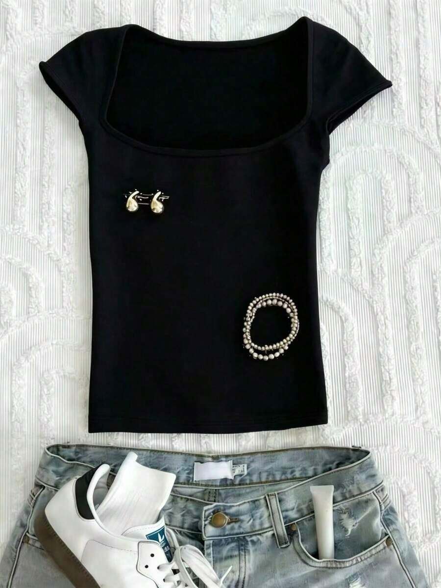 Camiseta de mujer de unicolor con cuello cuadrado y mangas cortas, versátil para uso diario y salidas - Negro - Ver 1