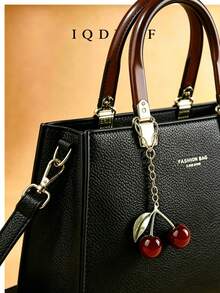 Túi tote vải bố đen với mặt dây chuyền hình quả anh đào, tay cầm phía trên và dây đeo chéo có thể tháo rời. - màu đen - Xem 8