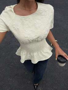 Elegante blusa de verano con textura floral, de color crema apricot, para mujer. Apta para uso casual en el trabajo, fiestas y eventos. Camisa con espalda anudada y cintura fruncida, de manga corta y diseño jacquard, con estilo y elegancia. - Albaricoque - Ver 7