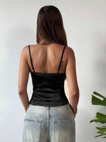 Camiseta ajustada con cuello de encaje negro, estampado de lunares blanco y negro para mujer - Blanco y Negro - Ver 2