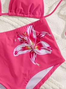 Traje de baño con estampado floral de moda: Top de bikini tipo camiseta con estampado de loto negro + Bottom de traje de baño de talle alto - Conjunto de traje de baño elegante y cómodo para vacaciones de verano, playa y uso en resort en color rojo - Rosa Fucsia - Ver 6
