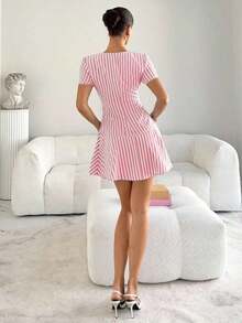 Vestido de fiesta elegante de mujer con cuello redondo a rayas y cintura ceñida - Rosa - Ver 4