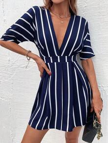 Vestido corto de verano casual de vacaciones para mujer con estampado de rayas y cuello en V profundo con cintura ceñida - Azul marino - Ver 3