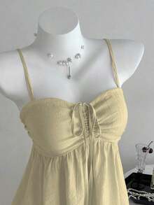 Camiseta de tirantes con volantes de unicolor lindo para damas, ropa de verano para la universidad - Caqui - Ver 6