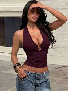 Camiseta corta con cuello halter, escote profundo en V, empalme de metal, espalda descubierta y plisados, adecuada para uso diario, ir al trabajo, citas, vacaciones, Día de San Valentín, verano casual - Rojo violeta - Ver 9