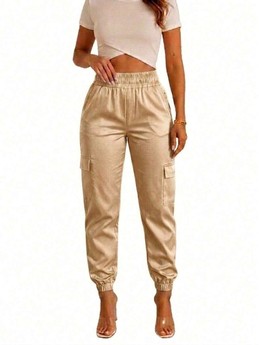 Calça Jogger Cargo Feminina Preta com Bolsos Laterais e Barra Ajustada - Bege - Visão 1