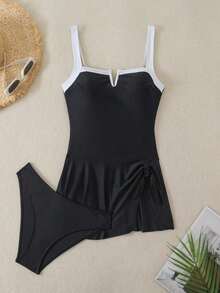 Swim Lushoire Set de 2 piezas de vestido de playa asimétrico con escote en V y contraste de color, adecuado para vacaciones de verano en la playa - Blanco y Negro - Ver 7